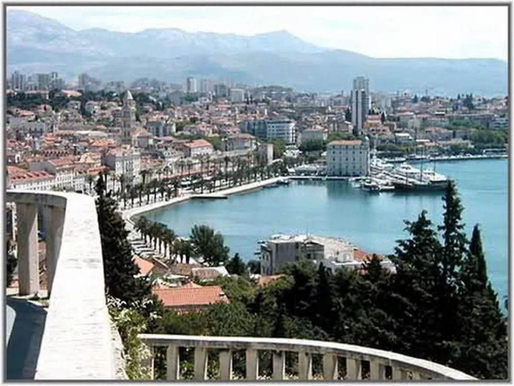 Apartment Lovrekovic Split