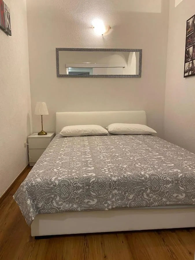 Apartment Lovrekovic Split
